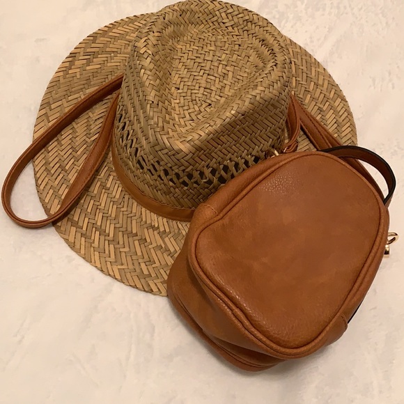 👀”Cute” mini crossbody backpack - Picture 4 of 4